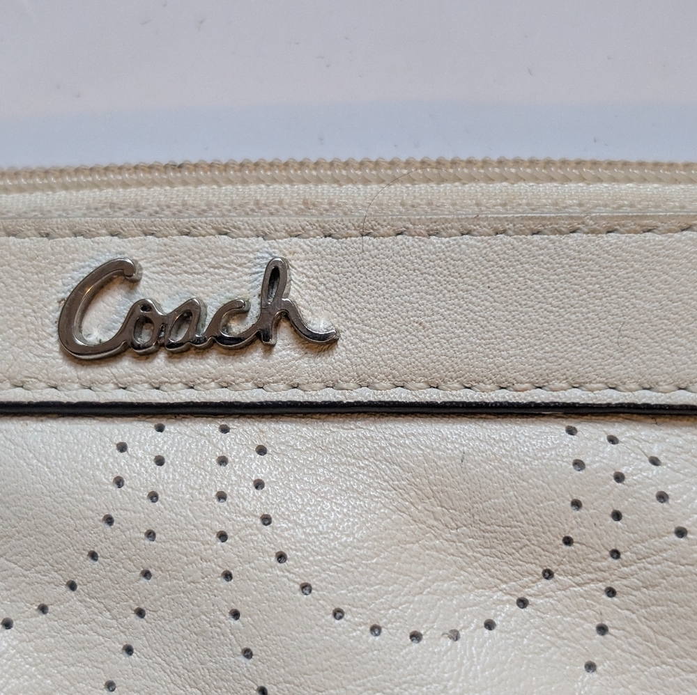 Coach perforated logo leather wristlet in a off-white color in VGUC - Picture 16 of 16